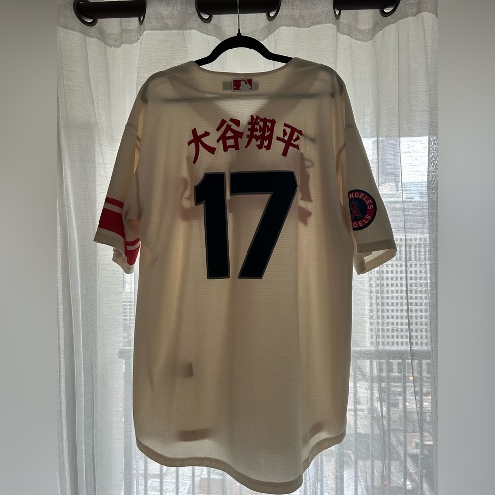 Shohei Ohtani LA Angels Cream Men’s Jersey
Kanji style - Size XXL